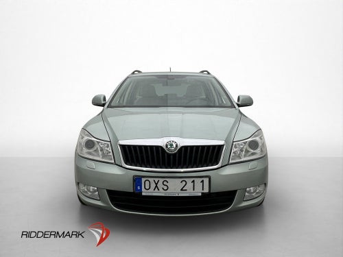 Skoda Octavia 1.6 TDI Elegance M&K Värmare P-Sensorer Skinn