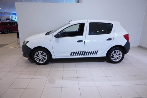 Dacia Sandero 1,2 75hk Lågmilare Vinterhjul