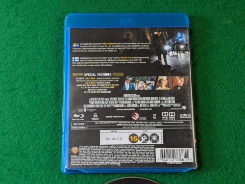 LIVE BY NIGHT