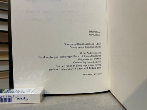 Nätfångst av Lin Anderson. Bok. Very Fine plus