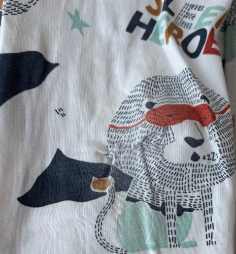 Pyjamas djur storlek 110/116 H&M