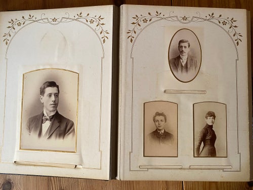 Fotoalbum (brittiskt) från omkring 1900-1910