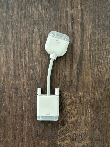 Apple 30-pin to VGA Adapter | Apple 30-stifts till VGA-adapter