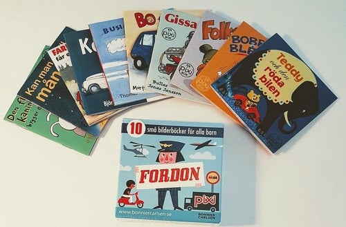 10 Pixi böcker om fordon i en box 10 Pixi books about vehicles in a box.