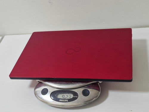 Fujitsu Lifebook U9311 – Perfekta studentdatorn! i7 / 16 GB RAM / 512 GB SSD