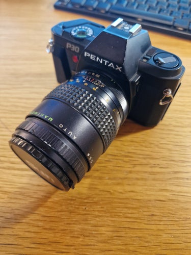 Pentax P30 systemkamera
