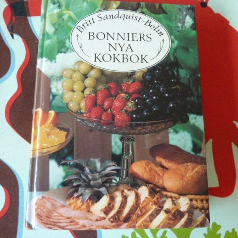 BONNIERS NYA KOKBOK, BRITT SANDQUIST-BOLIN, RIS- OCH SKALDJURSSALLAD, 1992, ,BOK