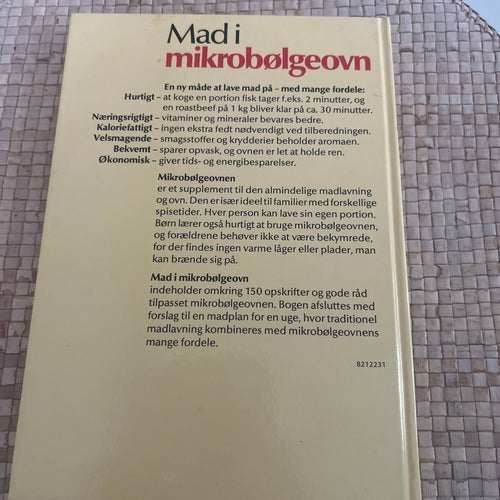 Mad i mikrobølgeovn - Kokbok, publiceringsår 1984