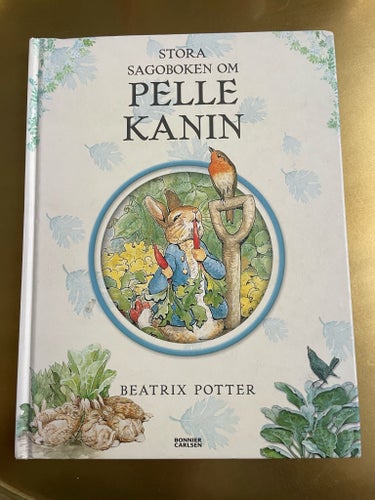 Stora Sagoboken om Pelle Kanin av Beatrix Potter, 2003