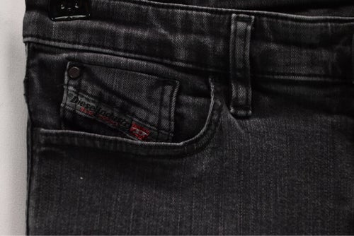 DIESEL SKINZEE SUPER SLIM - SKINNY REGULAR WAIST JEANS storlek 31 / 32