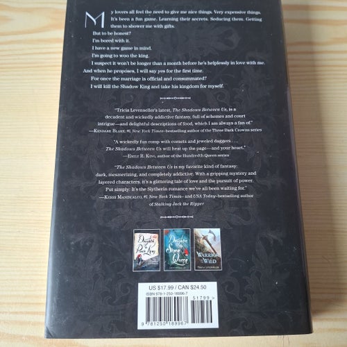 The Shadows Between Us av Tricia Levenseller, 2020