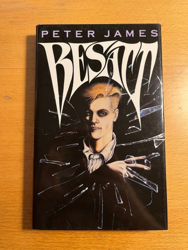 Besatt av Peter James