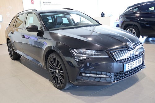 Škoda Superb iV Kombi 1.4 TSI iV DSG Sekventiell, 218hk, 2022
