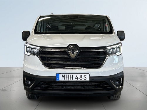 Renault Trafic Passenger L2 dCi 110 MOMSAD/Drag/Kamera/D-Värm/S&V-Däck