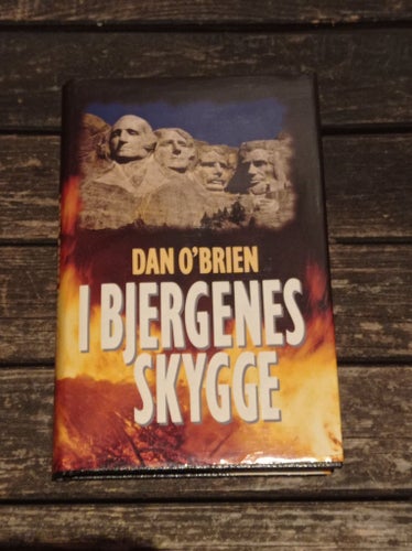 I Bjergenes skygge av Dan O'Brien