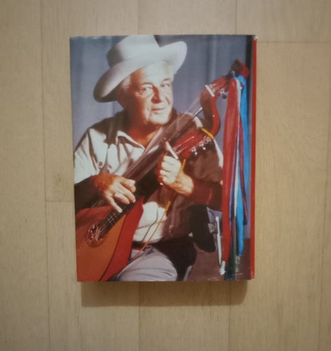 Boken "Hjärtats nyckel heter sång". Evert Taubes visor.