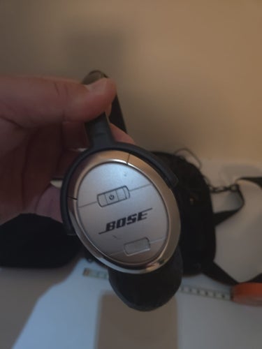 Bose Acoustic Noise Cancelling Hörlurar