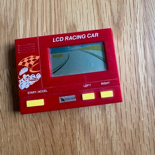 LCD Racing Car - Handhållet retrospel 80-talet