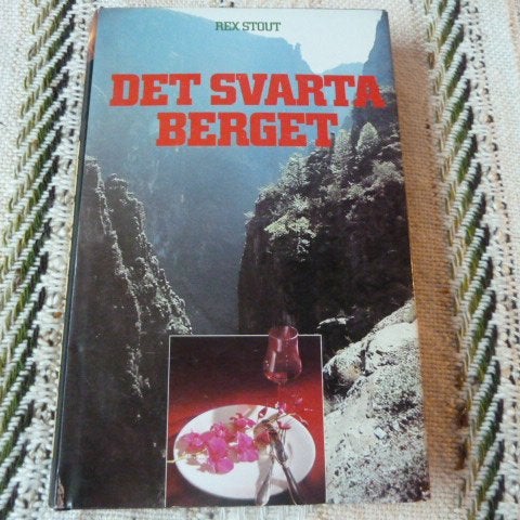 DET SVARTA BERGET, R. STOUT, 1981, BÖCKER