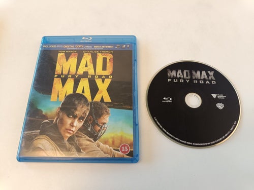 Mad Max: Fury Road m. Tom Hardy och Charlize Theron på Blu-ray
