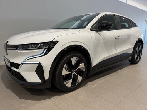 Renault Mégane E-TECH Equilibre 40kWh/130hk / Farthållare / 10 000kr i tillbehör
