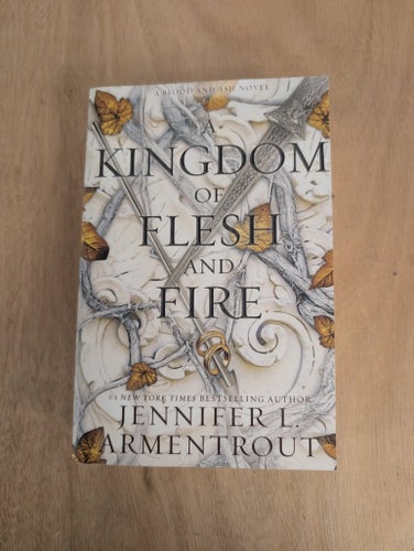 A Kingdom of Flesh and Fire av Jennifer L. Armentrout, 2020