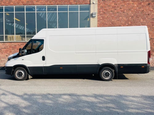 Iveco Daily 35-160 Skåpbil 2.3 JTD Hi-Matic, 156hk, 2023