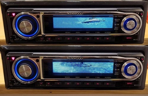 Kenwood KDC-W7031 Bilradio i låda. OEL delfiner som Pioneer