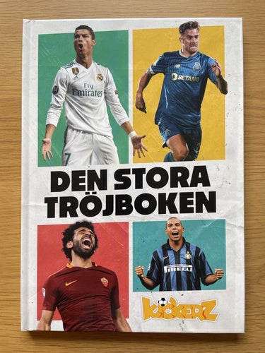 Den stora tröjboken - fotboll - Martin Ahlin och Jonas Jacobson - Ny Kickerzbok