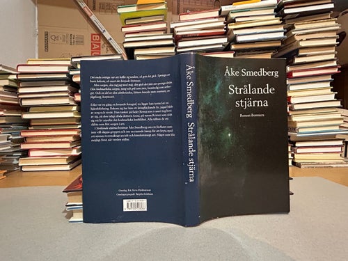 Strålande stjärna av Åke Smedberg. Bok. Very Fine plus
