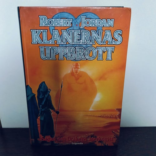 Klanernas Uppbrott av Robert Jordan, 1997