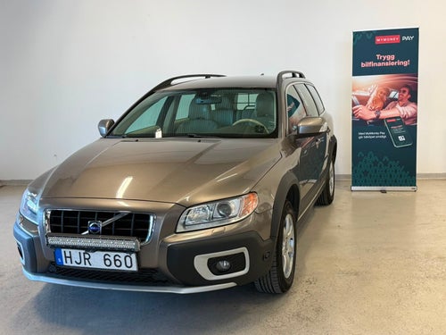 Volvo XC70 D5 AWD Geartronic Summum-Drag-Diselvärmare-Besiktad
