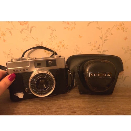 Konica EE-Matic S – 35 mm avståndsmätarkamera