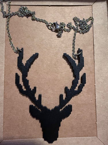 Ren halsband från Island