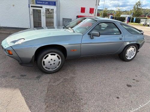 Porsche 928 S