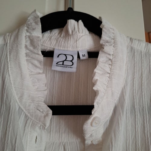 2-Biz vit blus, storlek M