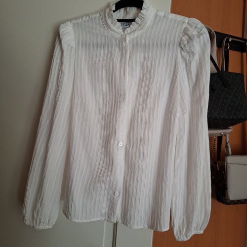 2-Biz vit blus, storlek M