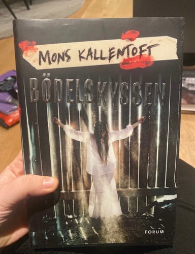 ”Bödelskyssen” av Mons Kallentoft