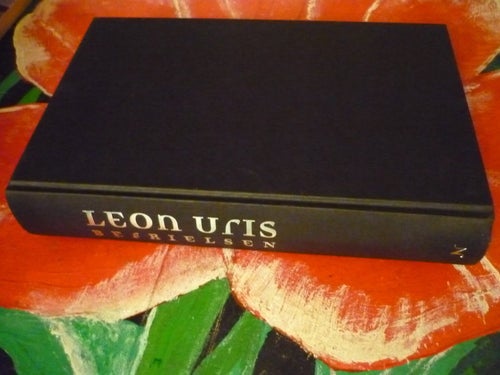 BOK, 2 STYCKEN BÖCKER, ANDREW TAYLOR: FRÄMLINGARS DOM, LEON URIS: BEFRIELSEN