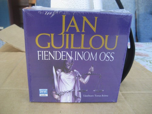 Jan Guillou: Fienden inom oss (12 CD + 1 mp3-CD) **Ny Inplastad**