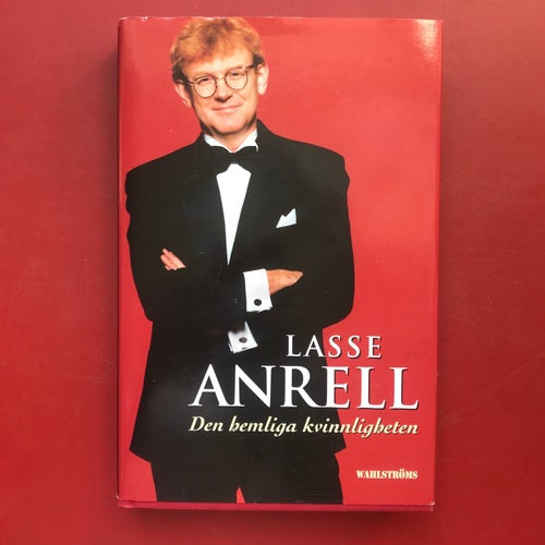 DEN HEMLIGA KVINNLIGHETEN + MAMMAGRISEN Lasse Anrell