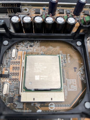 Shuttle XPC Barebone SB75G2 med Intel Pentium 4 3.00GHz processor