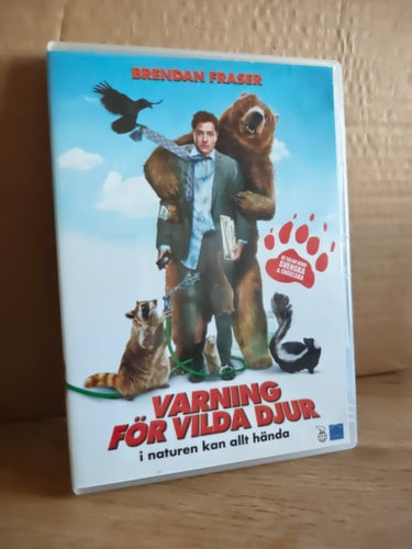 Varning för vilda djur (Furry Vengeance) Se Brendan Fraser i denna familjekomedi