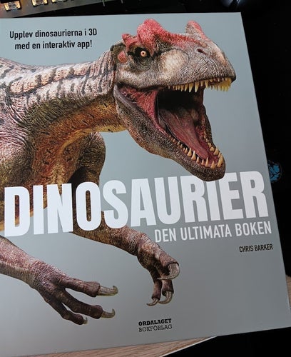 Dinosaurier - Den Ultimata Boken med 3D-app