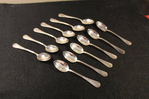 12 KAFFESKEDAR I ÄKTA SILVER MODELL SVENSK RUND
