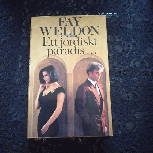 Ett jordiskt paradis... av Fay Weldon