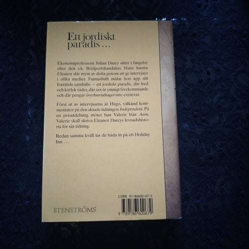 Ett jordiskt paradis... av Fay Weldon