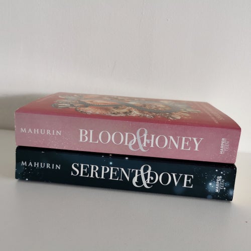 Serpent & Dove och Blood & Honey av Shelby Mahurin
