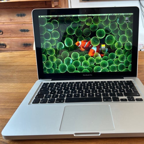 MacBook Pro 13 tum, från 2009, mycket välskött!