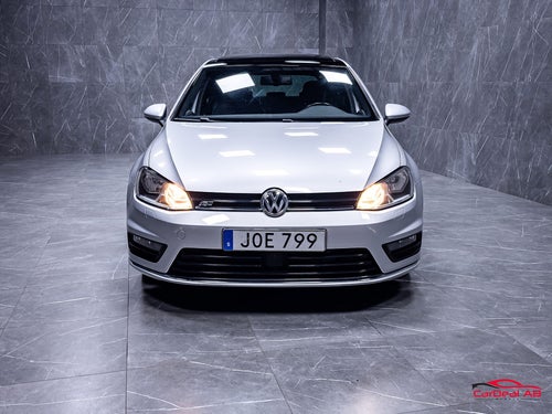 Volkswagen Golf 5-dörrar 1.4 TSI 150hk Panorama Kamera CarPlay Låga mil